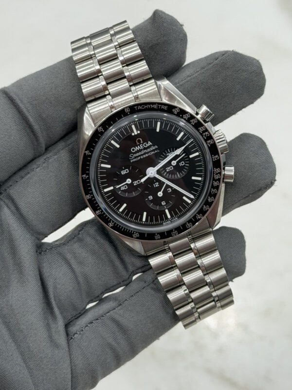 57_01bbaa18-87cc-4506-a76d-d8b7e489e475 2024 Omega Speedmaster Moonwatch 42mm Black Dial Sapphire 310.30.42.50.01.002