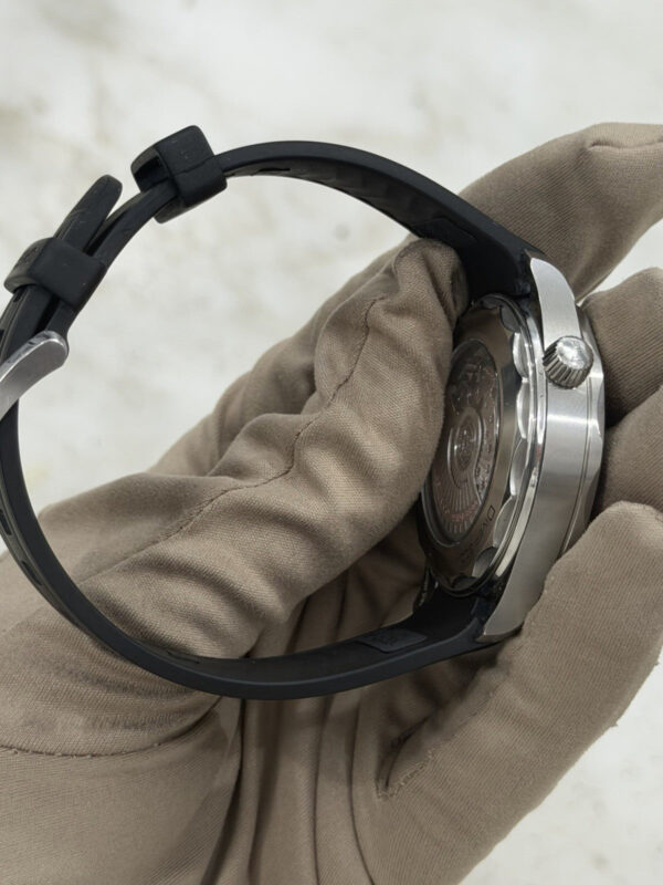 57_1e354c1a-94aa-4f09-8559-a3d6a4148fe9 2020 Omega Seamaster Steel White Dial 42mm Automatic Watch 210.32.42.20.04.001