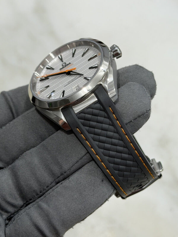 57_207c72cf-6f64-4b66-a43b-5a498795210e 2023 Omega Seamaster Aqua Terra Automatic Rubber Strap Watch 220.12.41.21.02.002