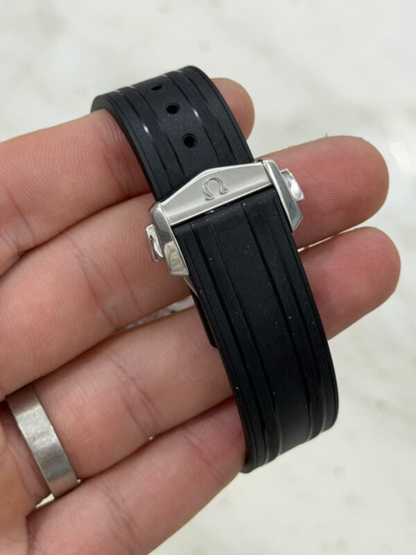 57_2894a26e-428f-4c68-be48-36c7cad03412 Omega Seamaster Diver Stainless Steel Black Dial 42mm Watch 210.32.42.20.01.003