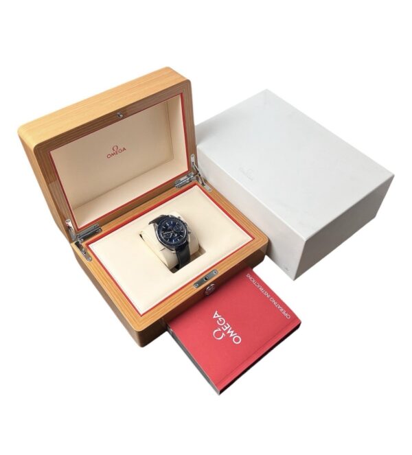 57_6bc18e01-9138-4797-b89e-0d07e0640406 Omega Speedmaster Moonphase Steel Blue Dial 44.25mm Mens 304.33.44.52.03.001