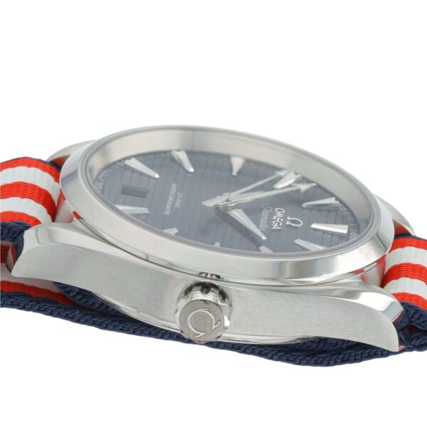 57_7582f6e0-01ef-4758-9e39-1f36bf4596ec Omega Seamaster Stainless Steel Blue Dial 38mm Automatic 220.12.38.20.03.003