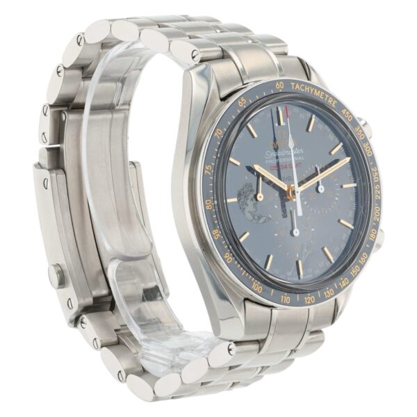 57_869b78bf-80e5-40b2-a716-0eed0c225e8d Omega Speedmaster Apollo XVII Blue Dial 42mm Manual Wind 311.30.42.30.03.001