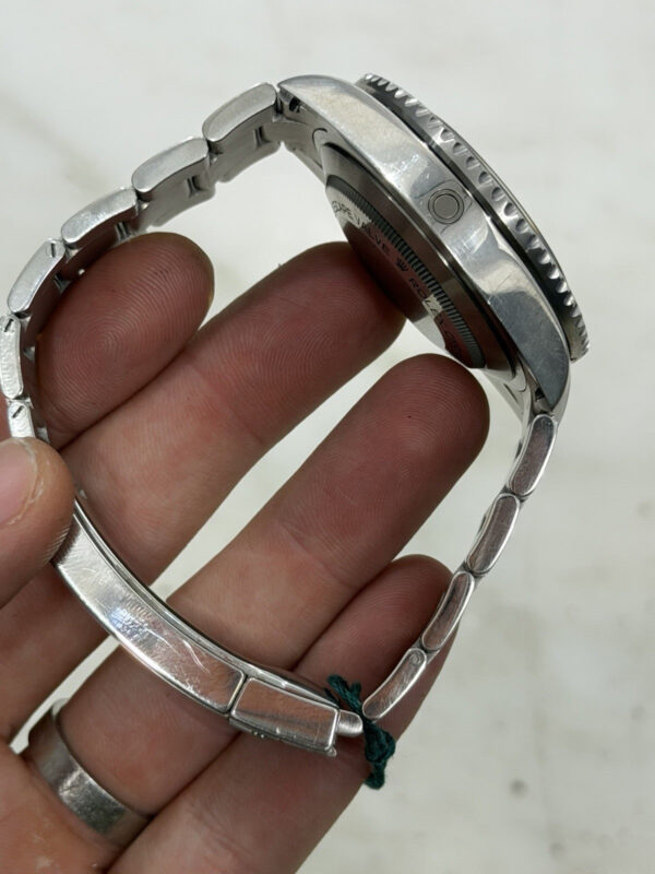 57_887de4c9-36a5-4fde-8d71-8ffa03cb6190 2017 Rolex Sea-Dweller Stainless Steel Black Dial 43mm Automatic Watch 126600