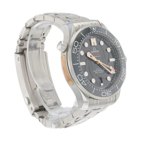 57_cb23aa2a-7959-464b-baea-c35eaf2c095a Omega Seamaster Stainless Steel Black Dial 42mm Automatic 201.22.42.20.01.001